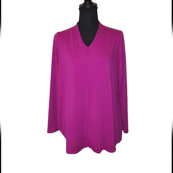 Eileen Fisher V-neck Top - Picture 3 of 4